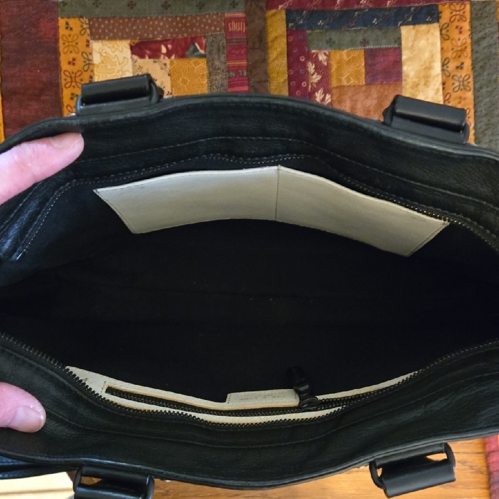 Authentic Rag & Bone Black Vintage Leather Women's Handbag - Picture 4 of 7